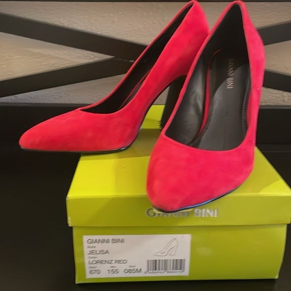 Gianni Bini red pumps - Picture 4 of 5